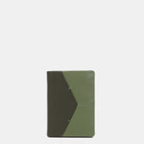 Cartera pequeña de hombre de piel con protección RFID en verde