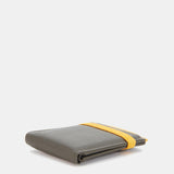 Herrenbörse aus Leder mit RFID-Schutz in Grün.