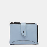 Kleines Portemonnaie aus hellblauem Leder