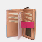 Cartera mediana de piel fucsia