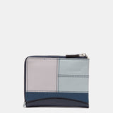 Cartera pequeña en piel azul