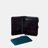 Medium women's wallet in black leather.