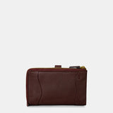 Medium women's wallet in brown leather.