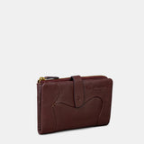 Medium women's wallet in brown leather.