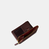 Medium women's wallet in brown leather.