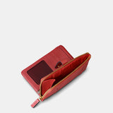 Medium women's wallet in red leather.