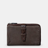 Medium women's wallet in brown leather.