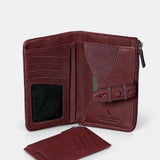 Medium women's wallet in burgundy leather.