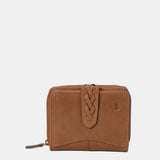 Small women's wallet in cognac leather.