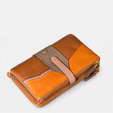 Medium-sized women's wallet in cognac leather.