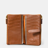 Medium-sized women's wallet in cognac leather.