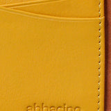 Women's cardholder in yellow leather.