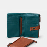 Cartera mediana de mujer en piel azul