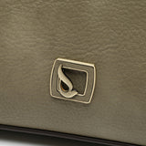 Bolso de mano pequeño en verde