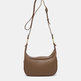 Umhängetasche mit Quaste aus recyceltem Material in Taupe.