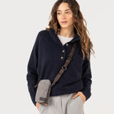 Bolso para el móvil en materiales reciclados gris