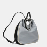 Tasche - Rucksack aus grauem Recyclingmaterial.