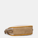 Tasche - Rucksack aus recyceltem beigem Material.