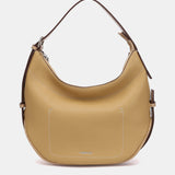 Umhängetasche aus recyceltem Material in Camel.