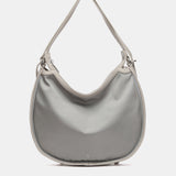 Tasche - Rucksack aus recyceltem Silbermaterial.