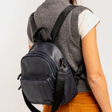 Mochila en materiales reciclados azul