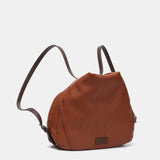 Bolso multifuncional en materiales reciclados cognac
