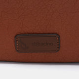 Bolso multifuncional en materiales reciclados cognac