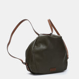 Bolso multifuncional en materiales reciclados verde