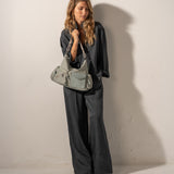 Umhängetasche aus blauem Stoff