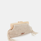Beigefarbene Makramee-Clutch
