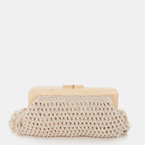 Beigefarbene Makramee-Clutch