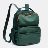 Mochila en materiales reciclados verde