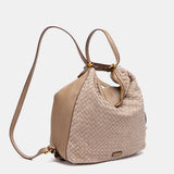 Bolso multifuncional trenzado en beige