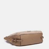 Bolso multifuncional trenzado en beige
