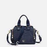 Bolso de mano en materiales reciclados azul