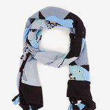 Viscose scarf with floral print in grey tones