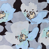 Viscose scarf with floral print in grey tones