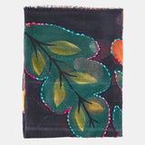 Pañuelo de lana con estampado floral negro