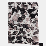 Pañuelo de viscosa con estampado floral blanco y negro