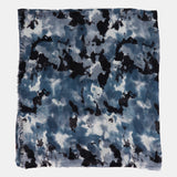 Pañuelo de viscosa con estampado abstracto negro