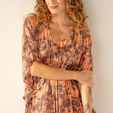 Baumwollkaftan mit orangefarbenem abstraktem Aufdruck
