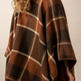 Wendbarer Poncho in Bordeaux.