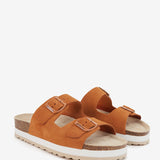 Sandalia con plataforma de serraje en cognac